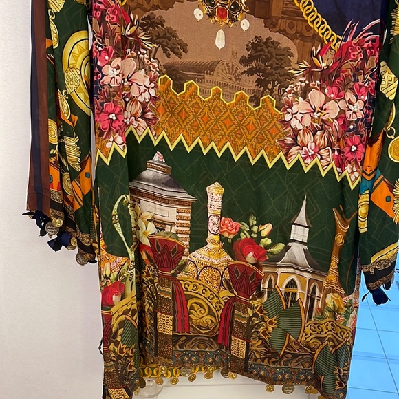 Digital print shirt with coins - Picture 1 of 3